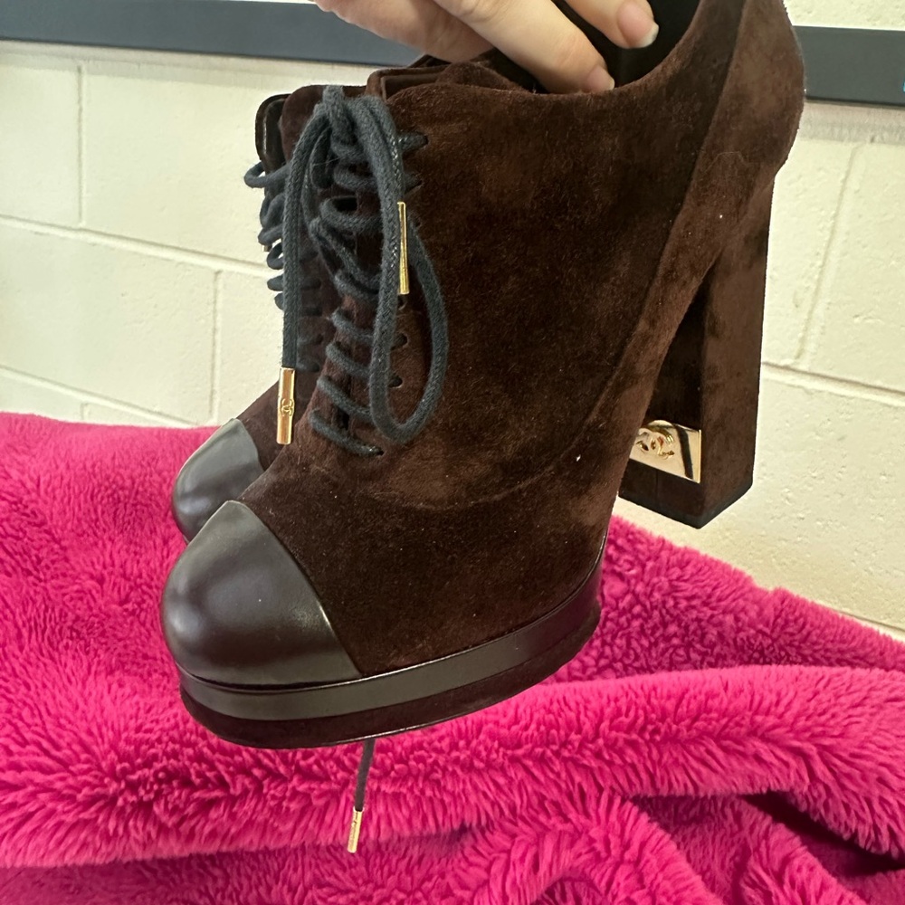 Chanel Brown Suede 2000s Lace Up Booties